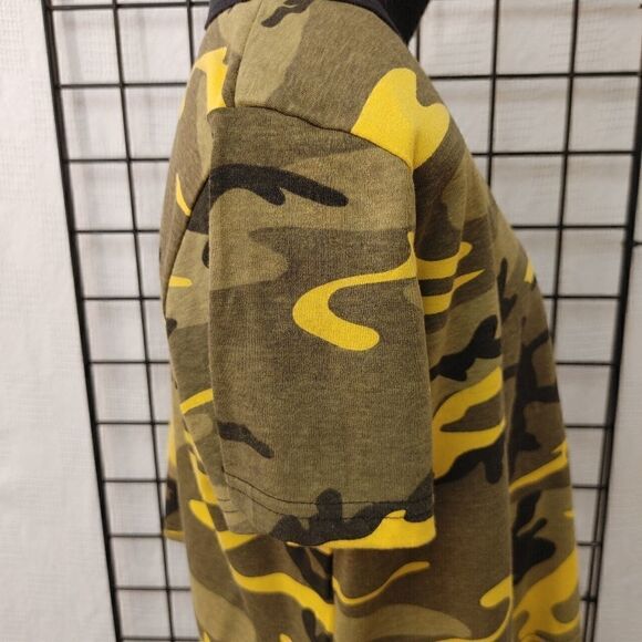 ROTHCO WOMEN'S STINGER YELLOW SHORT SLEEVE CROP TOP. - Picture 3 of 6